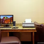 Holiday Inn Express & Suites Lafayette South By Ihg 