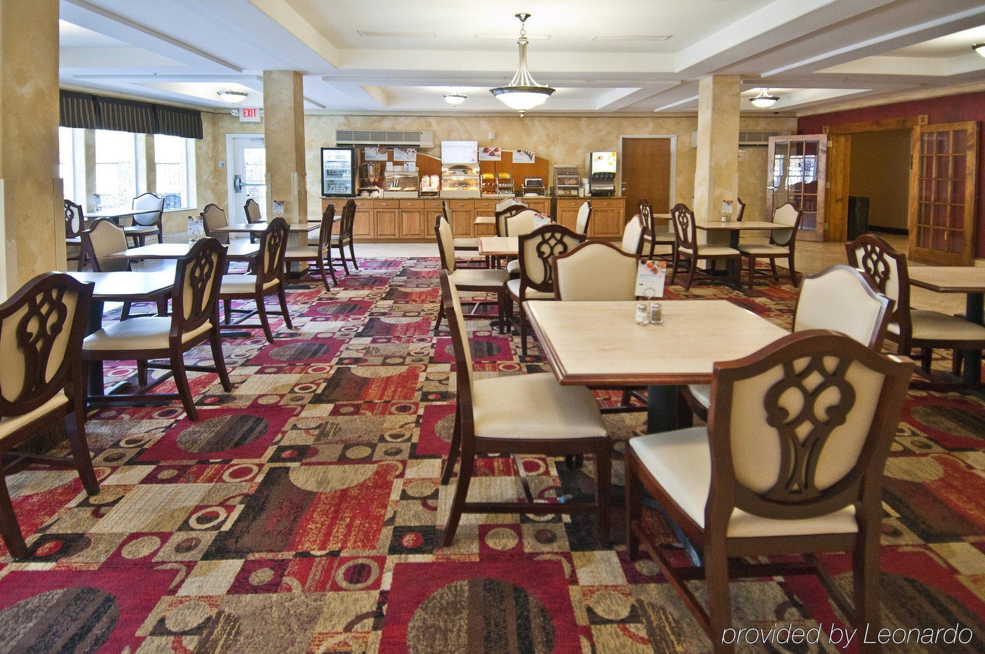 Express & South By Ihg Hotel Lafayette