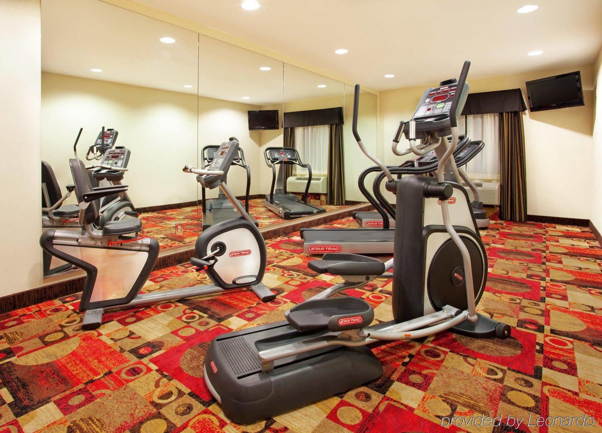 Express & South By Ihg 2*