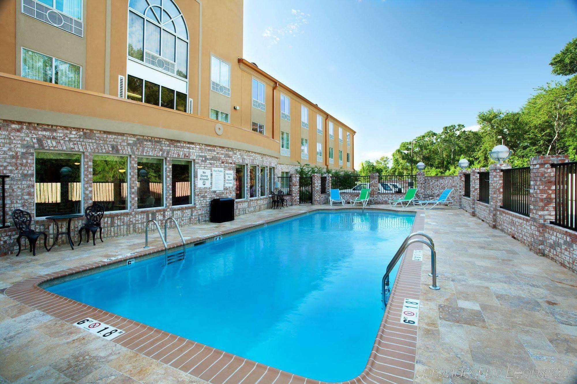 Express & South By Ihg Lafayette