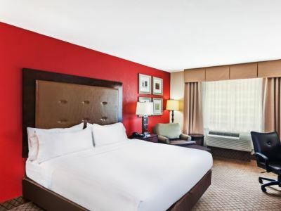 Express & South By Ihg 2*